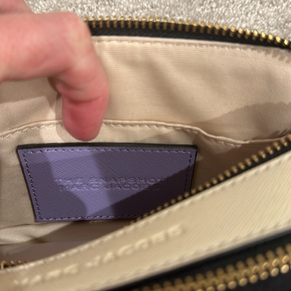 Marc Jacob’s snapshot bag. - Picture 4 of 12